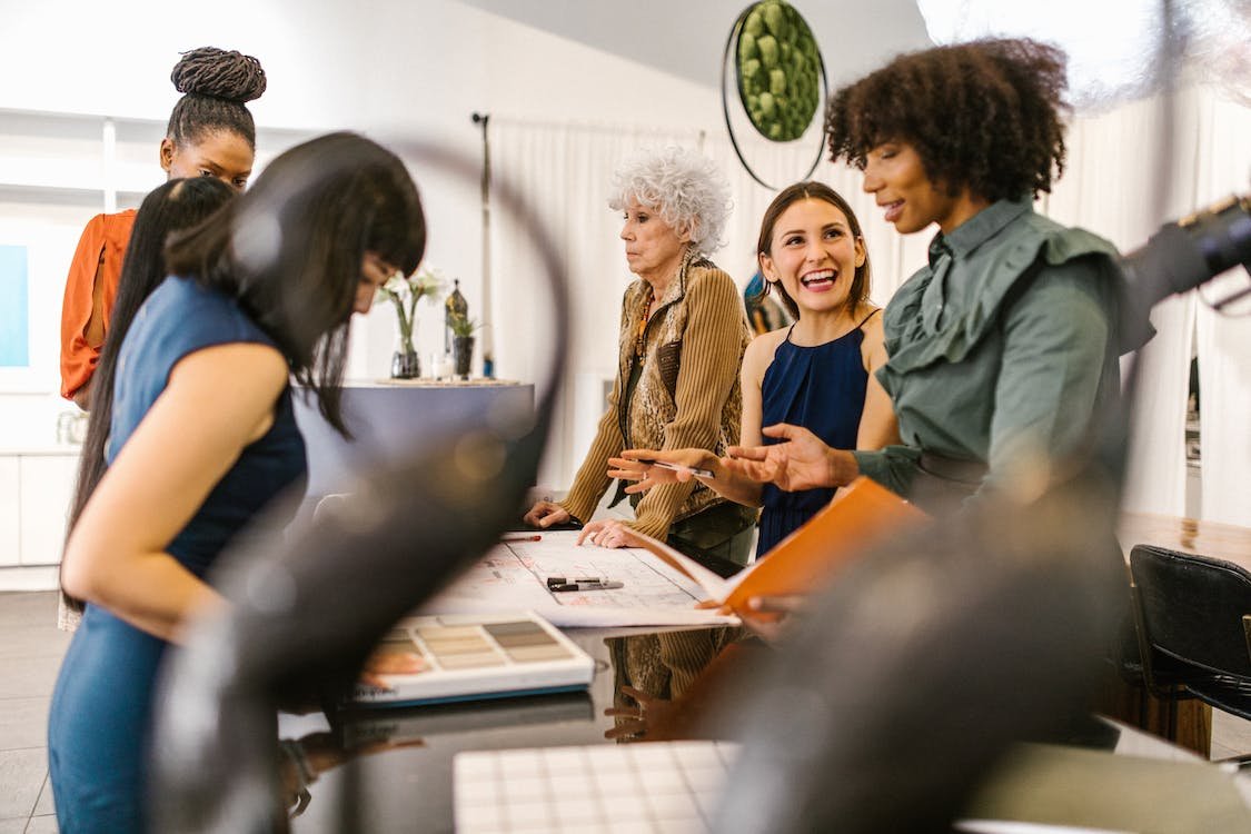 Online Job Platforms: Finding Work in the Digital Age pexels-photo-7490892